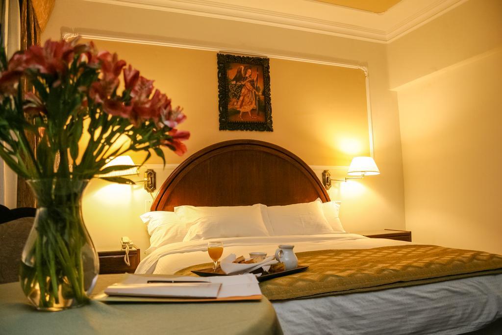 Hotel Coloso Potosí Pokoj fotografie